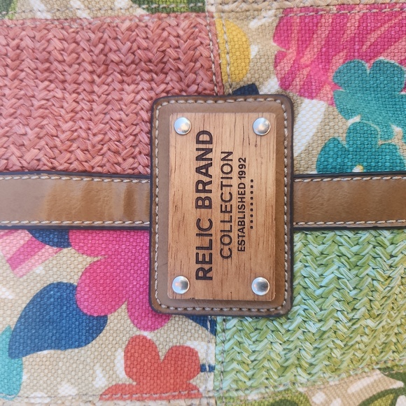 Relic Collection Double Strap Shoulder Bag - Picture 2 of 7